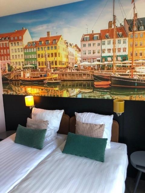 Boutique Hotel De Valk Valkenswaard Eksteriør billede