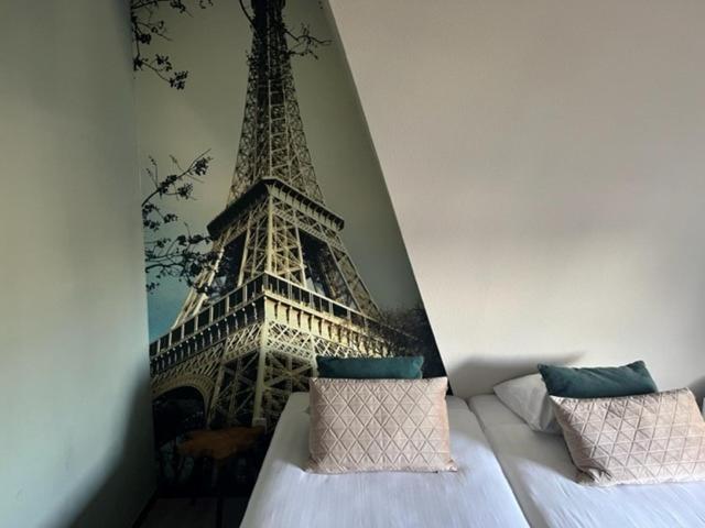 Boutique Hotel De Valk Valkenswaard Eksteriør billede