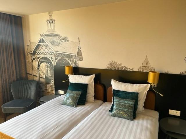 Boutique Hotel De Valk Valkenswaard Eksteriør billede