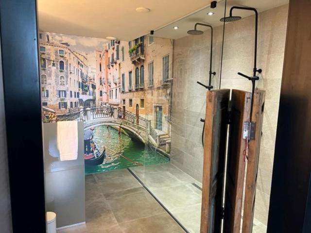 Boutique Hotel De Valk Valkenswaard Eksteriør billede